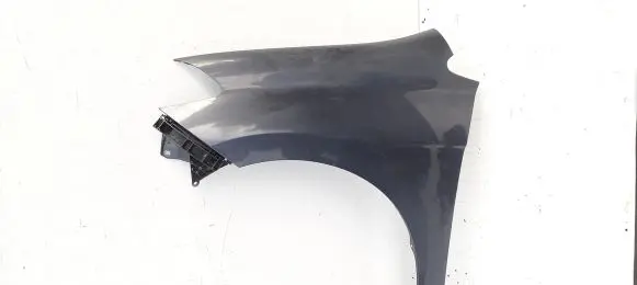 Honda FR-V Fender