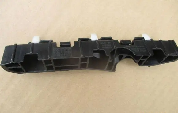 Hyundai i10 Front bumper mounting bracket 86516B9500