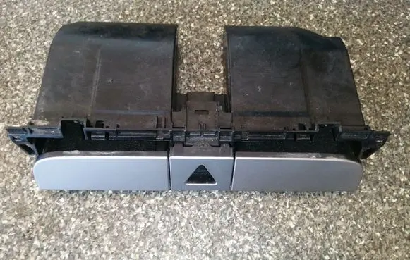Volkswagen PASSAT B6 Dashboard storage box/compartment 3C0858407