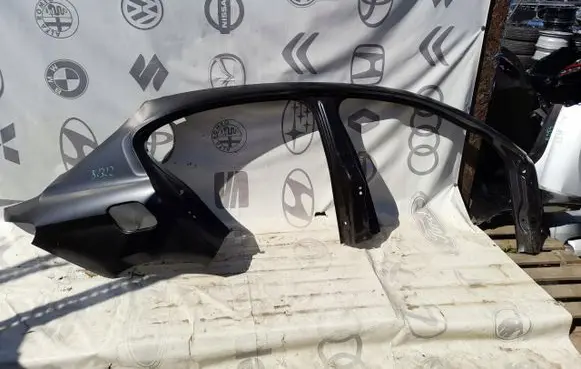 Alfa Romeo Giulia Glove box