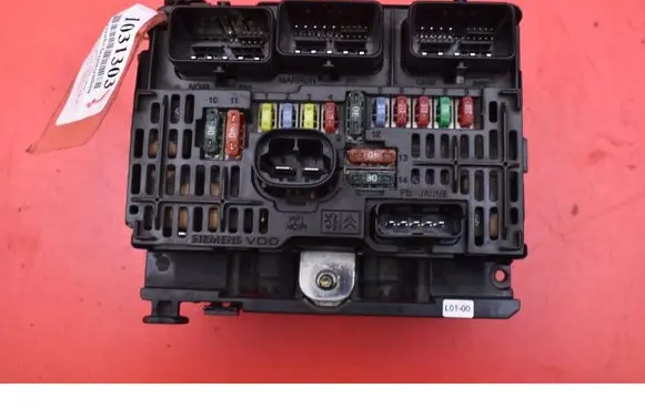 Peugeot 407 Fuse box set 9656593780