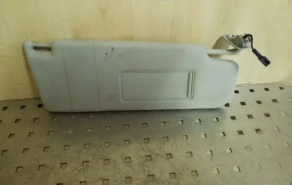 Volkswagen PASSAT B7 Sun visor 1K0857552