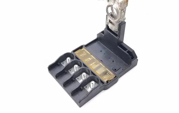 Toyota C-HR I Battery relay fuse 