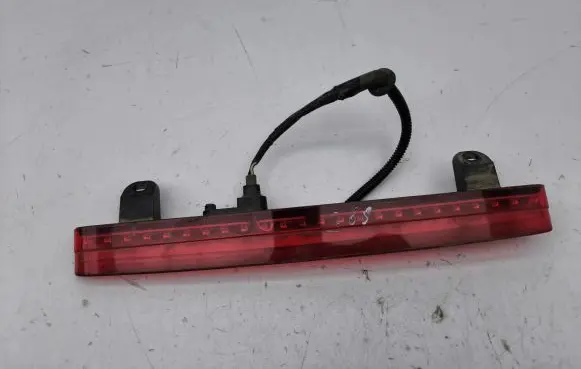 Honda Accord Third/center stoplight 0509236