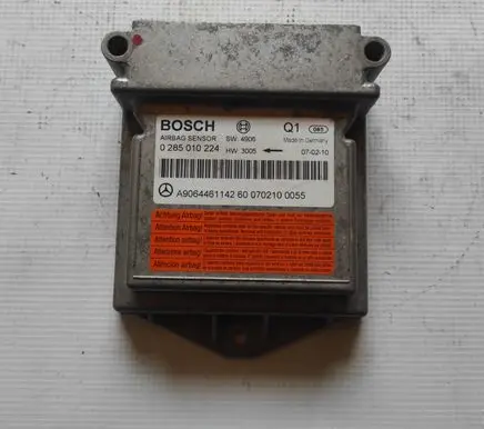 Mercedes-Benz Sprinter W906 Airbag control unit/module 0285010224 A9064461142