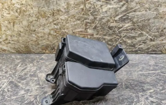 Mazda CX-9 Fuse module TK2366760