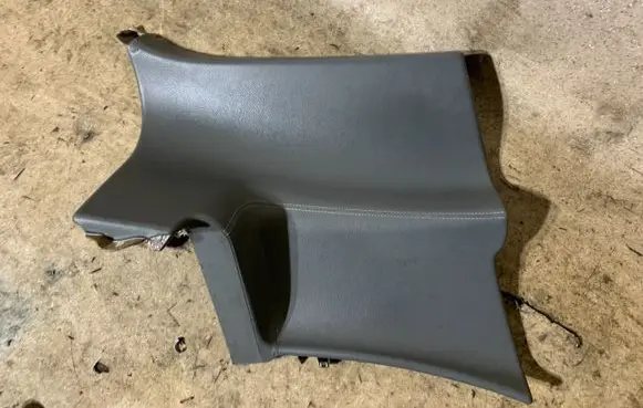 Mercedes-Benz SL R230 Rear seat side bottom trim 