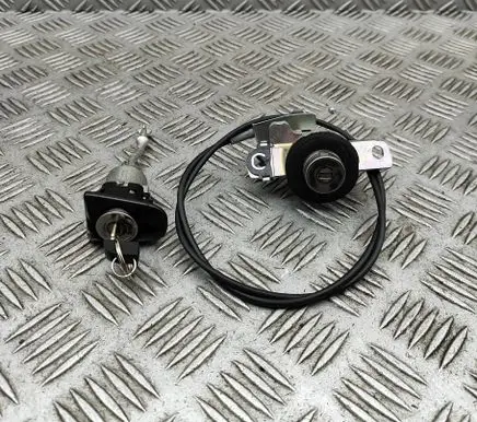 Toyota Camry VIII XV70 Front door lock (next to the handle) 6900533E40