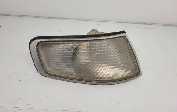Front indicator light