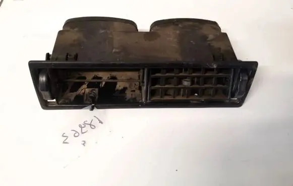 Volkswagen Transporter - Caravelle T4 Dash center air vent grill 191819703