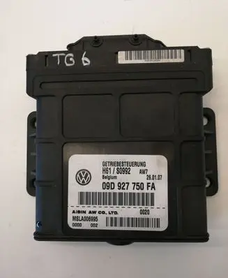 Volkswagen Touareg I Gearbox control unit/module 09D927750FA