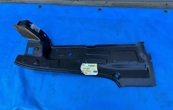 Volkswagen Transporter - Caravelle T7 Rear quarter panel 7T0813327