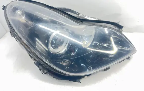 Mercedes-Benz CLS C219 Headlight/headlamp 159678