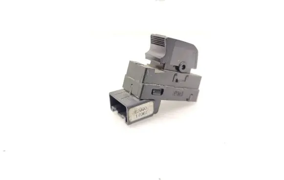 Suzuki Grand Vitara II Electric window control switch