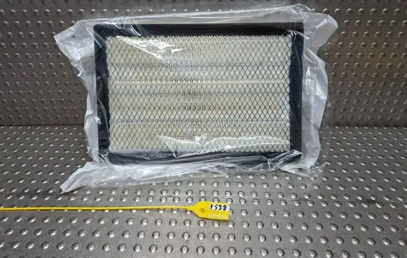Dodge RAM 2500 DS Air filter 68441763AA