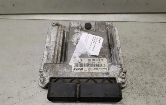 Volkswagen Golf V Engine control unit/module 03G906018FM 0281011903