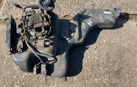 Volkswagen Sharan AdBlue liquid reservoir 7N0131877E 0928404009