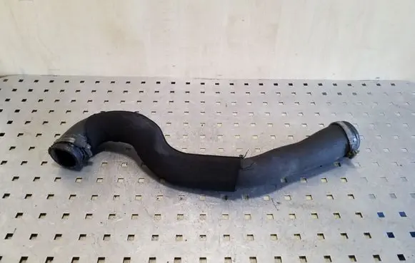 Ford Focus Intercooler hose/pipe AV616K863HF
