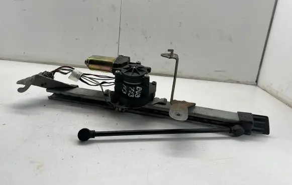 Chrysler Pacifica Tailgate/trunk/boot lift motor P05054004AI 16643034