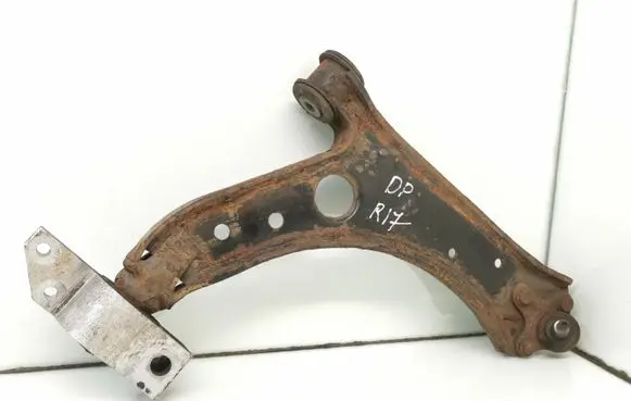 Volkswagen Golf V Front lower control arm/wishbone 1K0407190F 1K0199232J