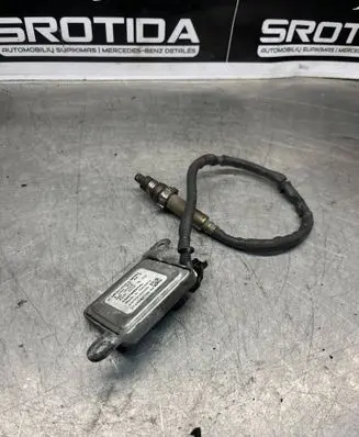 Mercedes-Benz Sprinter W906 Lambda probe sensor A0009058411 2111081186
