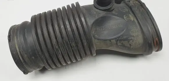 Jaguar XF X250 Air intake duct part 9X23-9R504-AA