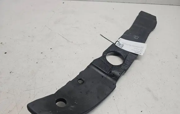 Jaguar XF X260 Fender foam support/seal GX6316114AB