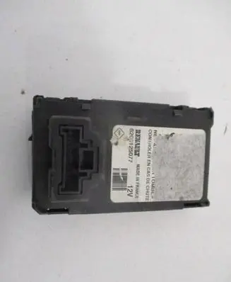 Renault Scenic II - Grand scenic II Ignition key card reader 8200125077