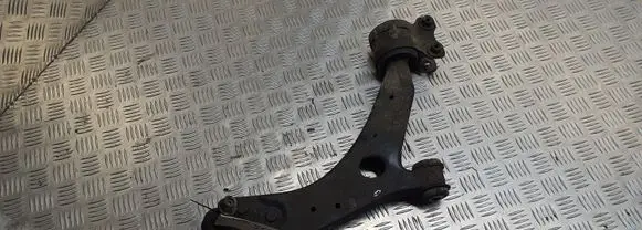 Ford Focus C-MAX Front lower control arm/wishbone