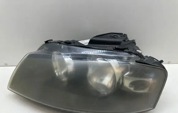 Audi A3 S3 8P Headlight/headlamp 8P0941003L