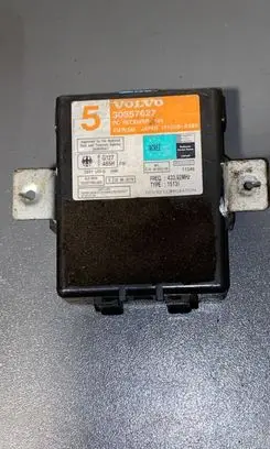Volvo S40, V40 Alarm control unit/module 30857627