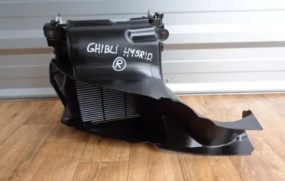 Maserati Ghibli Intercooler radiator
