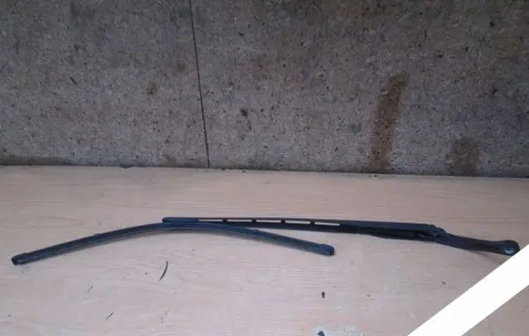 Citroen C4 Grand Picasso Front wiper linkage 
