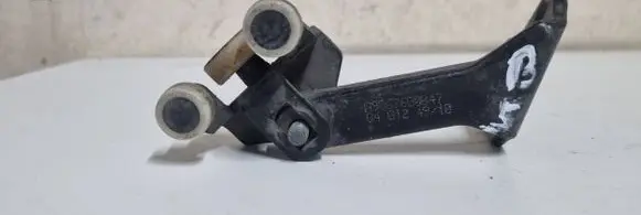 Mercedes-Benz Sprinter W906 Sliding door upper roller guide/hinge A9067600047 340124910
