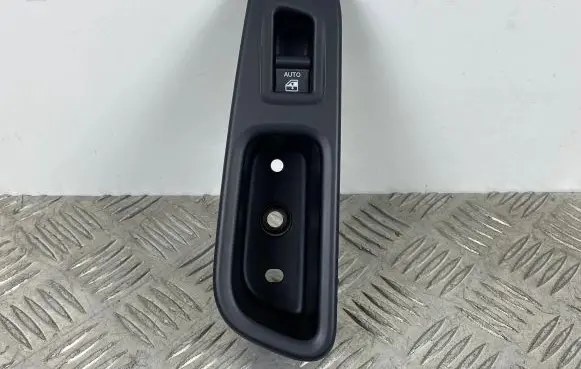 Jeep Renegade Electric window control switch