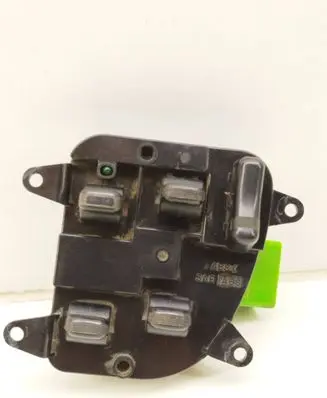Subaru Legacy Electric window control switch 901-950 8957R60