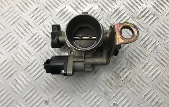 Renault Megane I Throttle valve 50231900 7700861679H