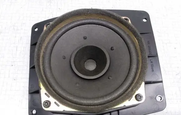 Mitsubishi Space Star Front door speaker 902275498522 MR285939