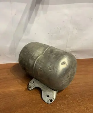 Mercedes-Benz S W221 Air suspension tank/reservoir A2213200015 D939