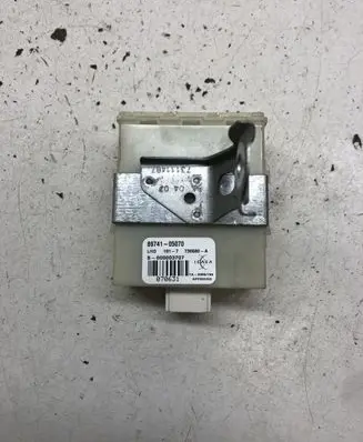 Toyota Avensis T250 Door control unit/module 8974105070 S000003707