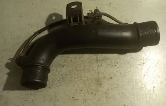 Toyota Corolla Verso AR10 Intercooler hose/pipe 173620R010