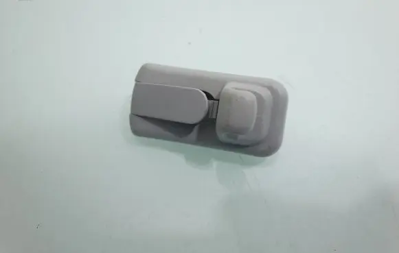 Jeep Compass Sun visor clip/hook/bracket 