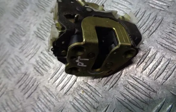 Nissan Micra Rear door lock