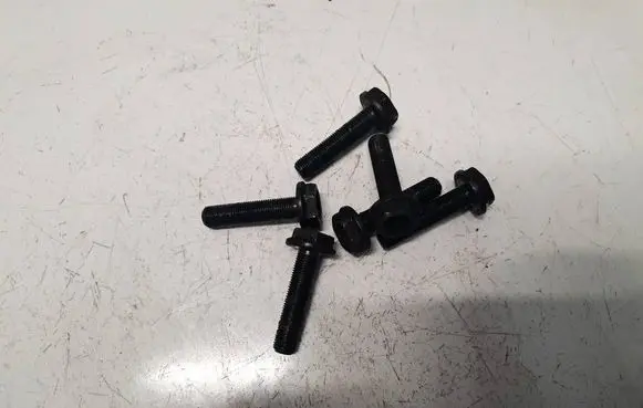 Audi A6 S6 C5 4B Nuts/bolts 