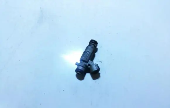 Hyundai XG Fuel injector 9260930005 3531039030