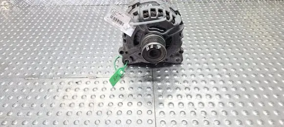 Audi A5 8T 8F Generator/alternator S27698409 04L903017E
