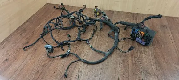 Renault Espace IV Engine installation wiring loom 8200847681 8200850284 8200847692
