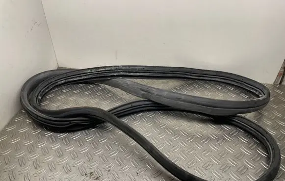 Ford Transit - Tourneo Connect Front door rubber seal 