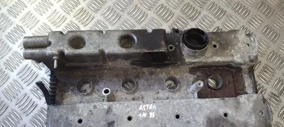 Opel Astra G Rocker cam cover 
