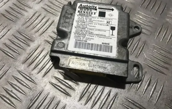 Renault Scenic II - Grand scenic II Airbag control unit/module 8200419152 550569000